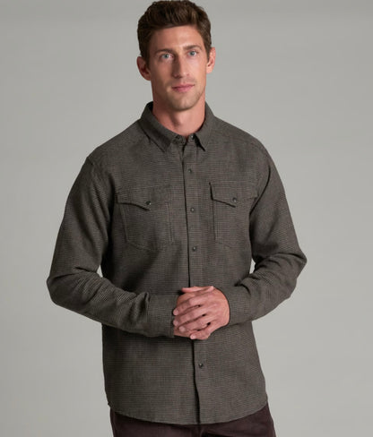 Disputr Long Sleeve Buttondown