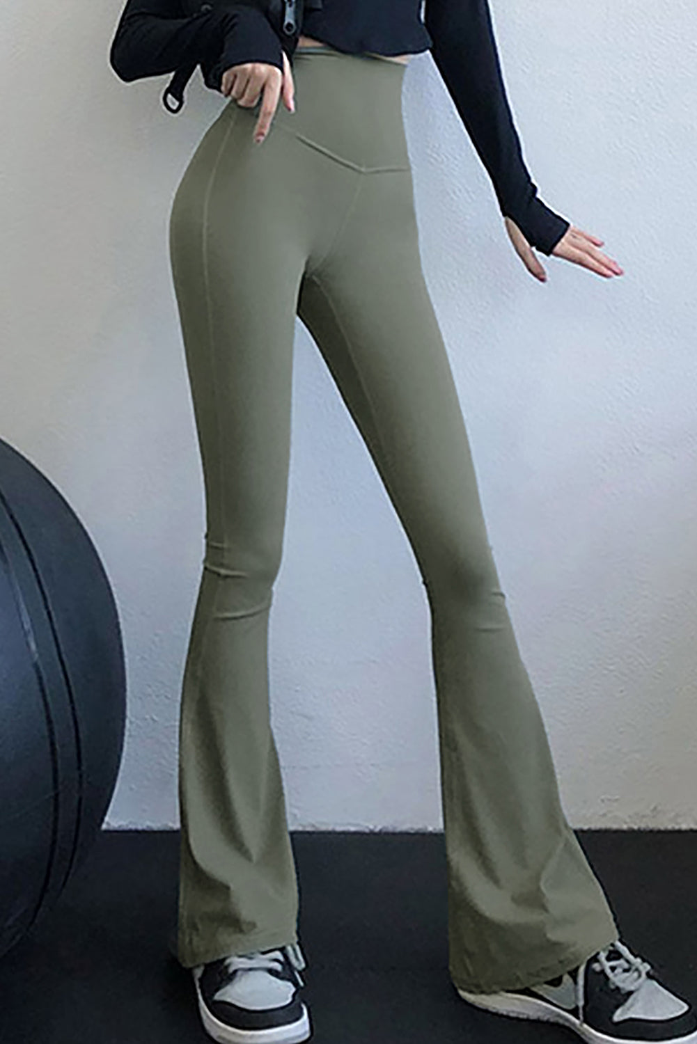 Crossed Sports Flare Legging