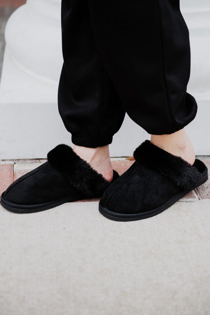 Black Faux Fur Slip On House Shoes
