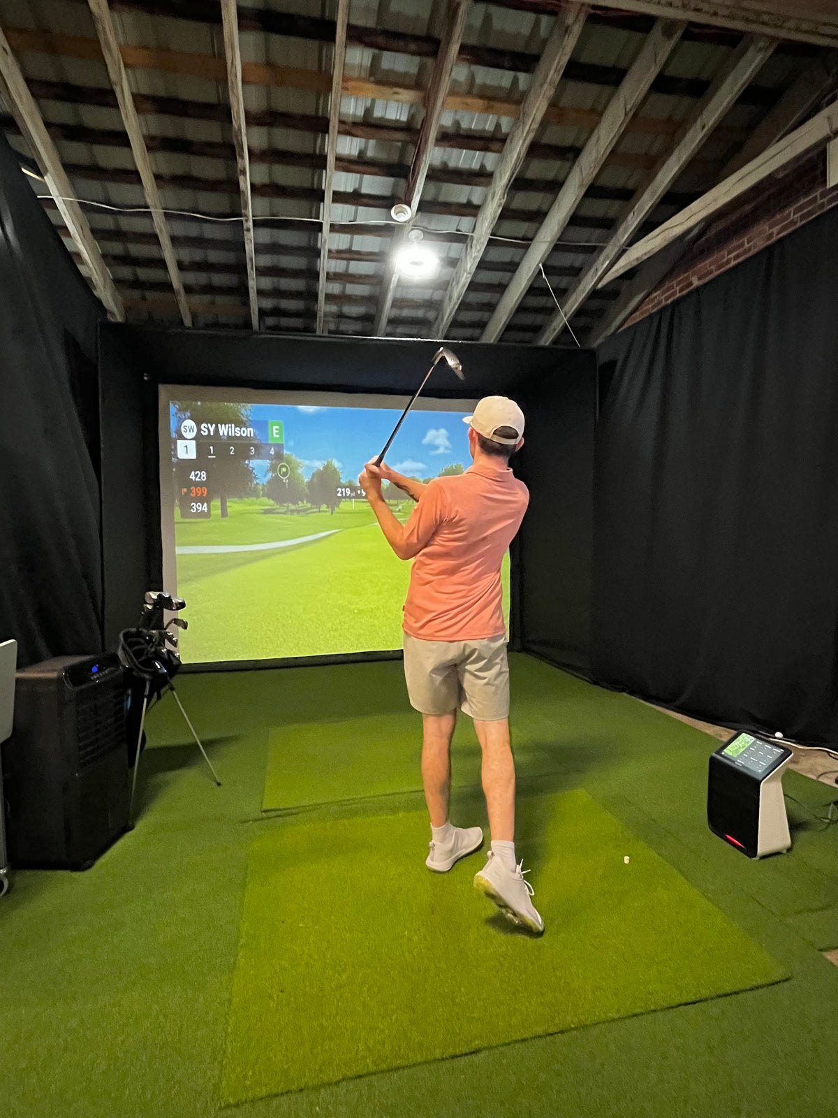 Golf Simulator Rental Bay 1 - Garmin R50